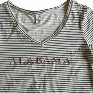 Alabama Striped V-Neck Tee – Soft & Oversized Fan Favorite – Size S